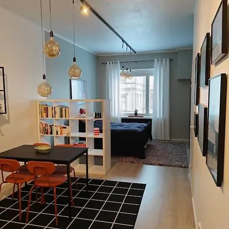 Brooms - Newly Renovated * Jakobstad