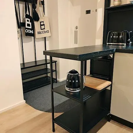 Brooms - Newly Renovated Jakobstad