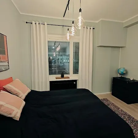 Brooms - Newly Renovated *