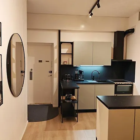 Brooms - Newly Renovated *