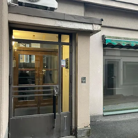 Brooms - Newly Renovated Apartamento *